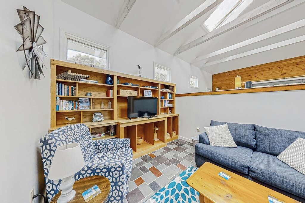 Photo of Livingroom in Lamoine