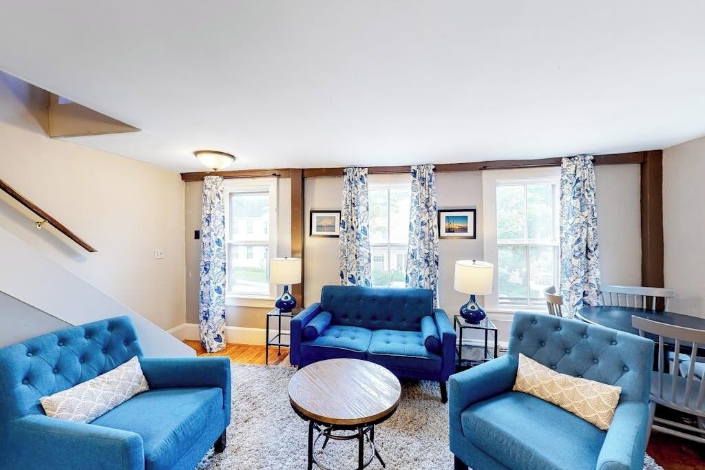 Photo of Livingroom in Castine