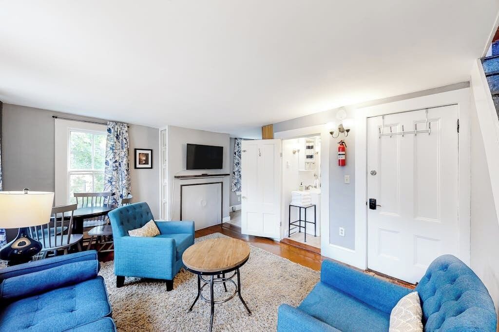 Photo of Livingroom in Castine