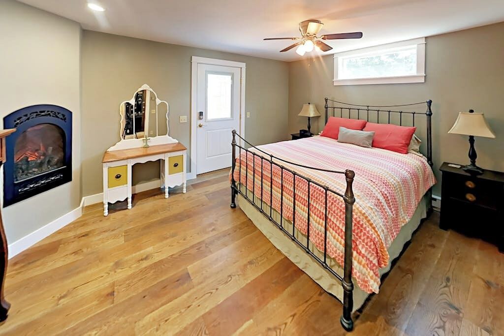 Photo of Bedroom in Lamoine Beach