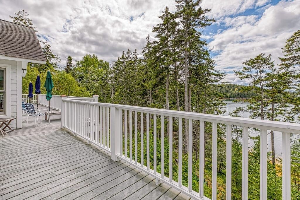 Photo of Patio Balcony in Seal Cove