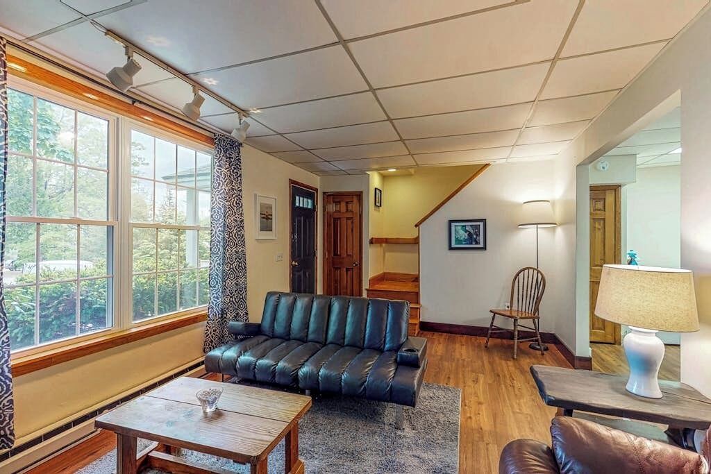 Photo of Livingroom in Castine