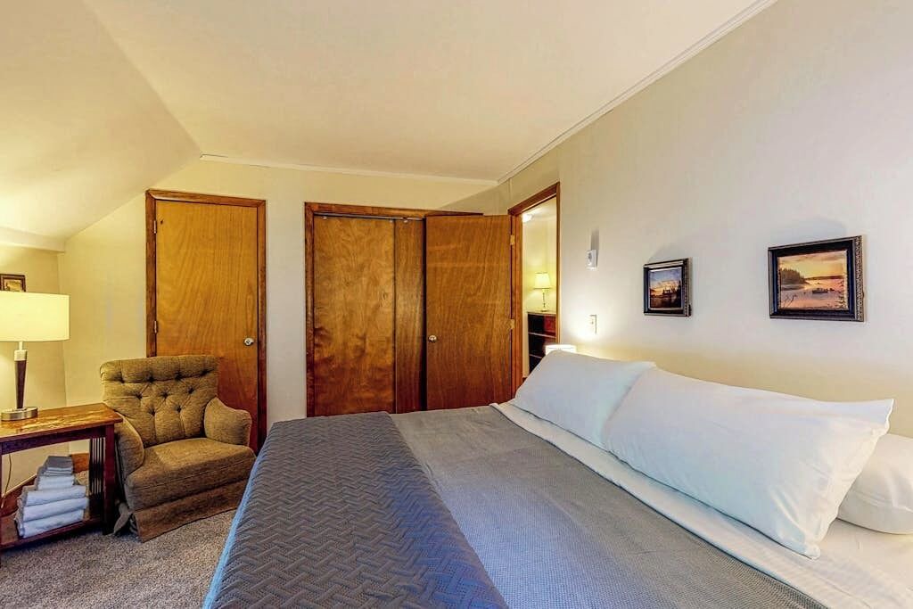 Photo of Bedroom in Castine