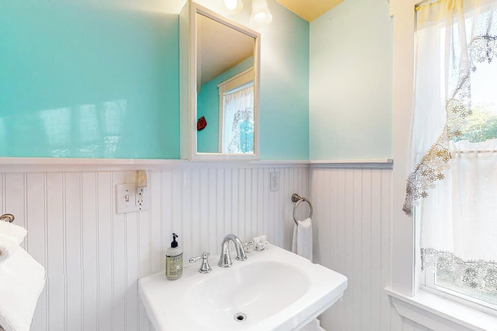Photo of Bathroom in Penobscot