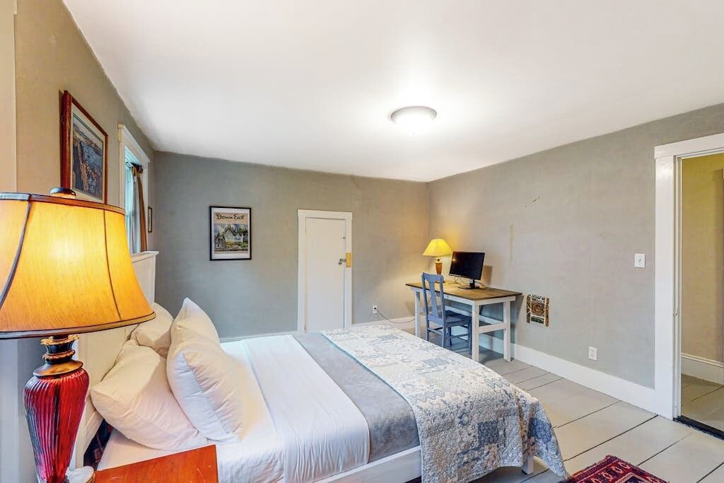 Photo of Bedroom in Penobscot