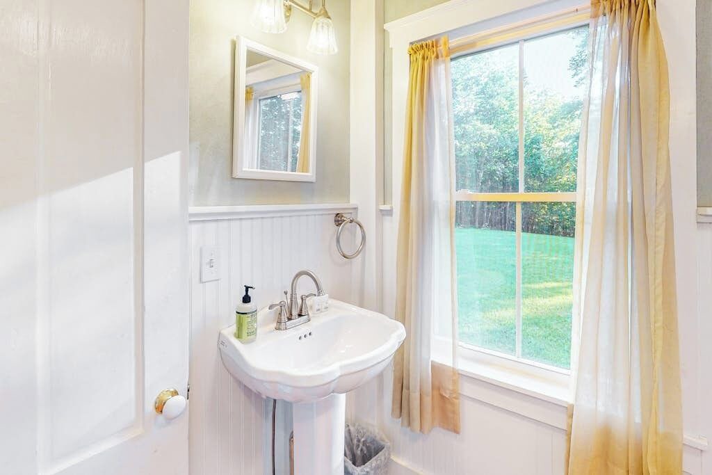 Photo of Bathroom in Penobscot
