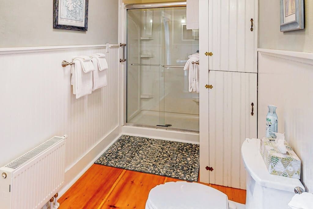 Photo of Bathroom in Penobscot