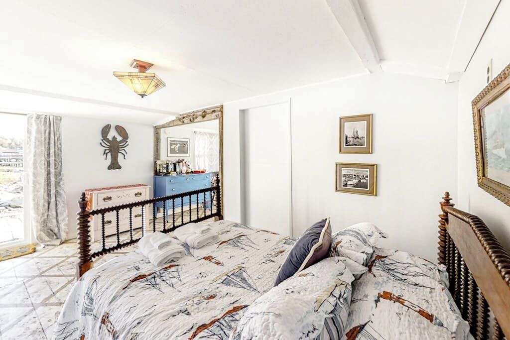 Photo of Bedroom in Boothbay Harbor