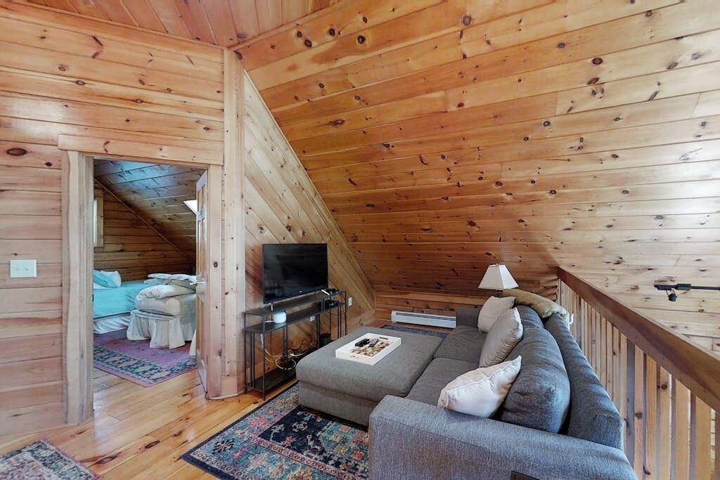 Photo of Bedroom in Boothbay Harbor