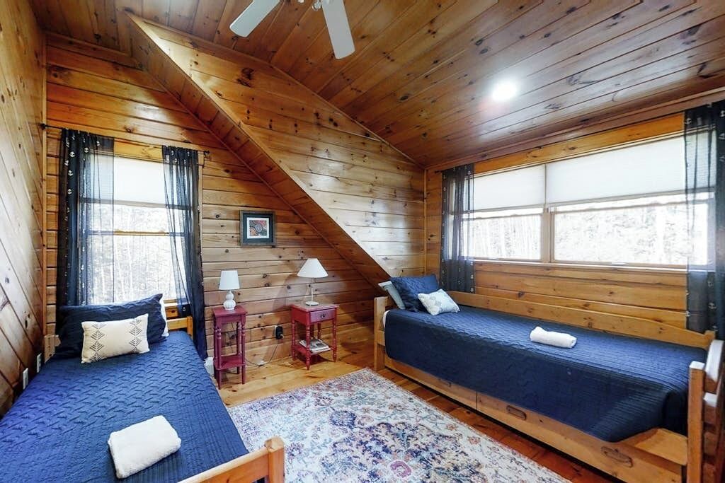 Photo of Bedroom in Boothbay Harbor
