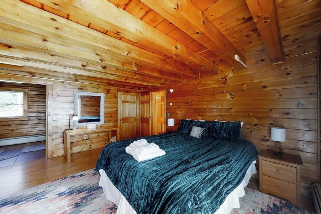 Photo of Bedroom in Boothbay Harbor