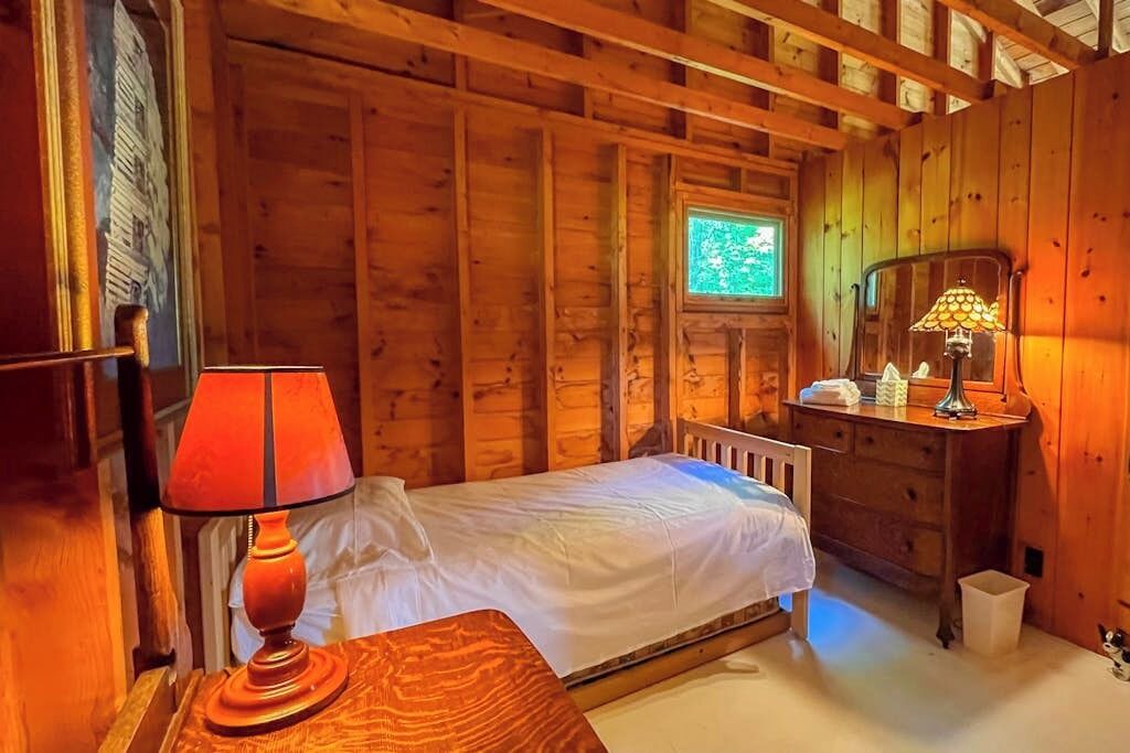 Photo of Bedroom in Saint George