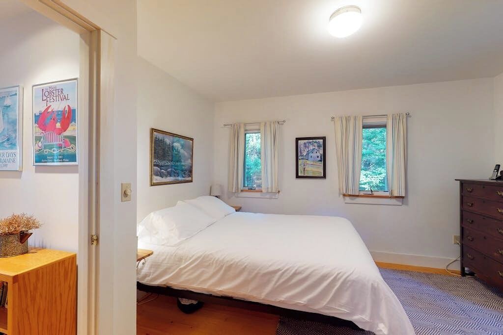 Photo of Bedroom in Tenants Harbor