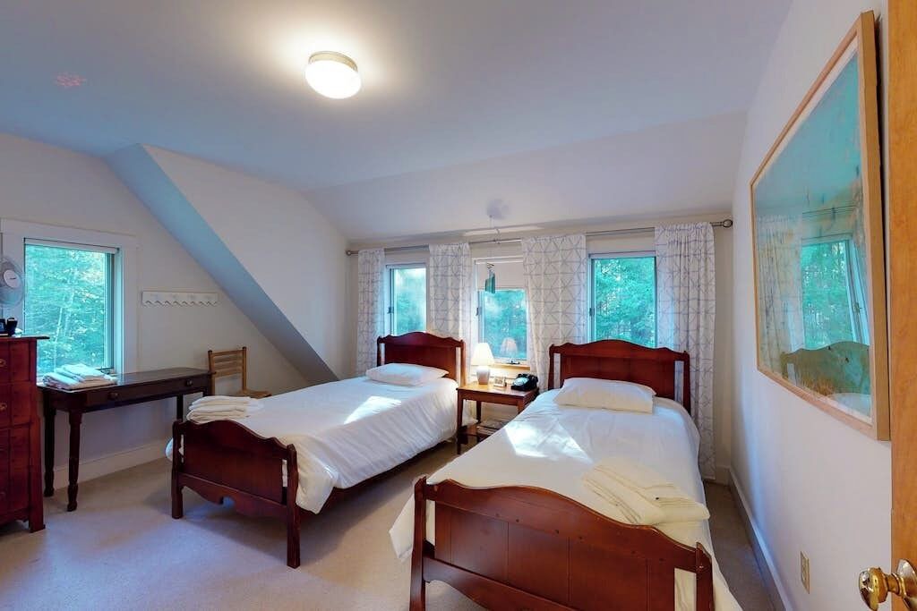 Photo of Bedroom in Tenants Harbor