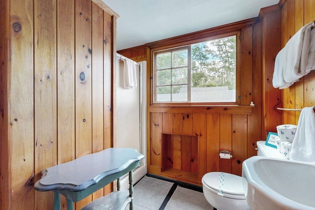 Photo of Bathroom in Trevett
