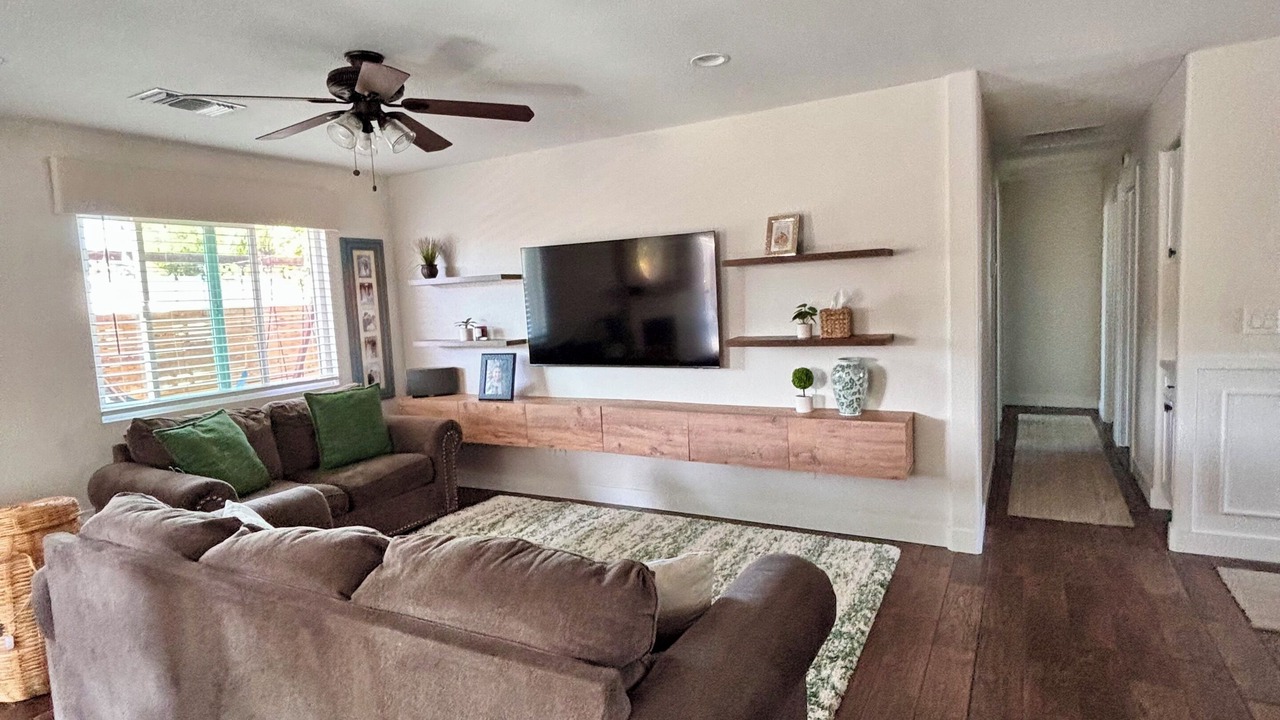 Photo of Livingroom in Poway