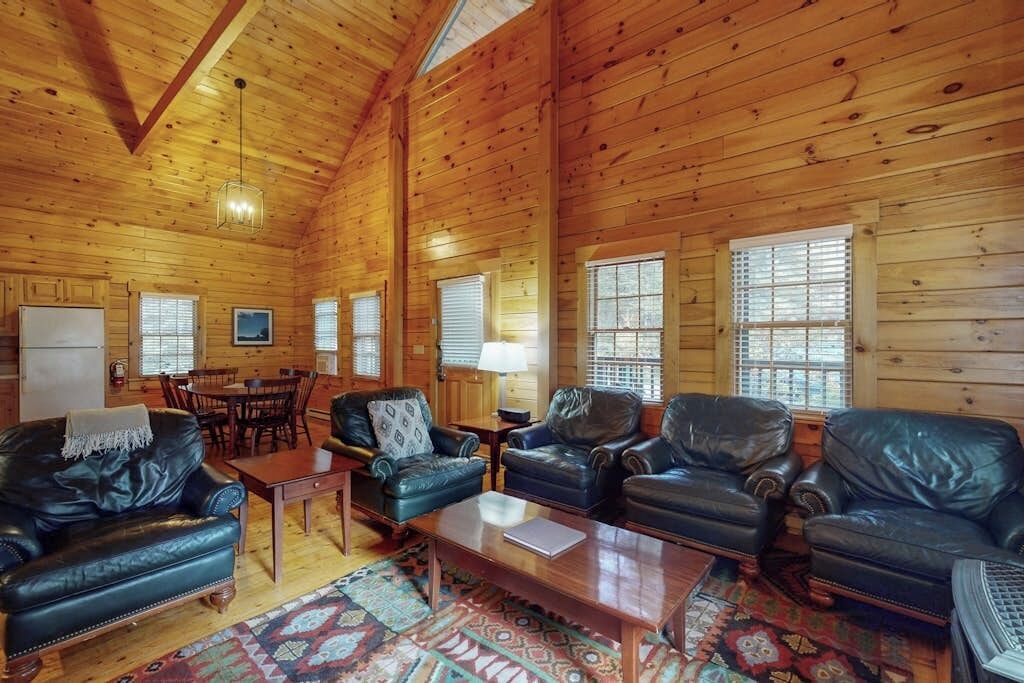 Photo of Livingroom in Northport
