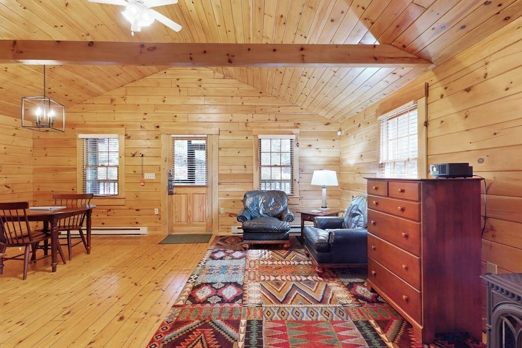 Photo of Livingroom in Northport