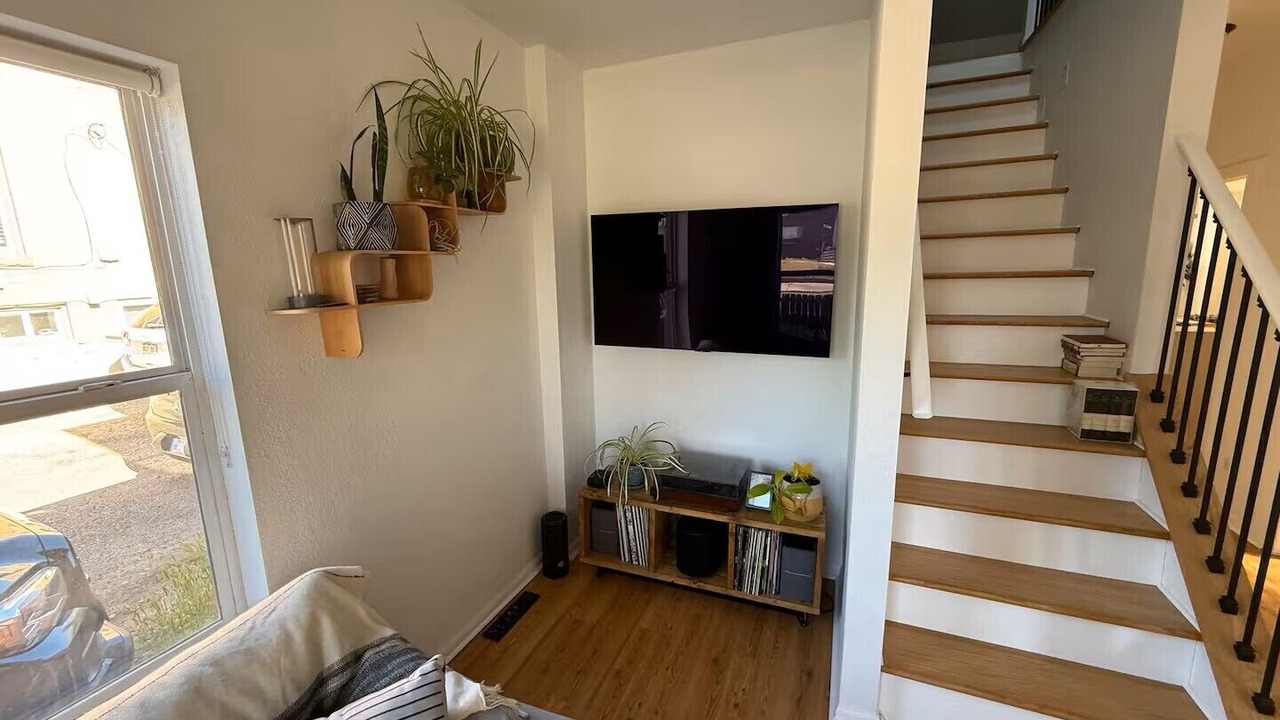 Photo of Livingroom in Sunnyside