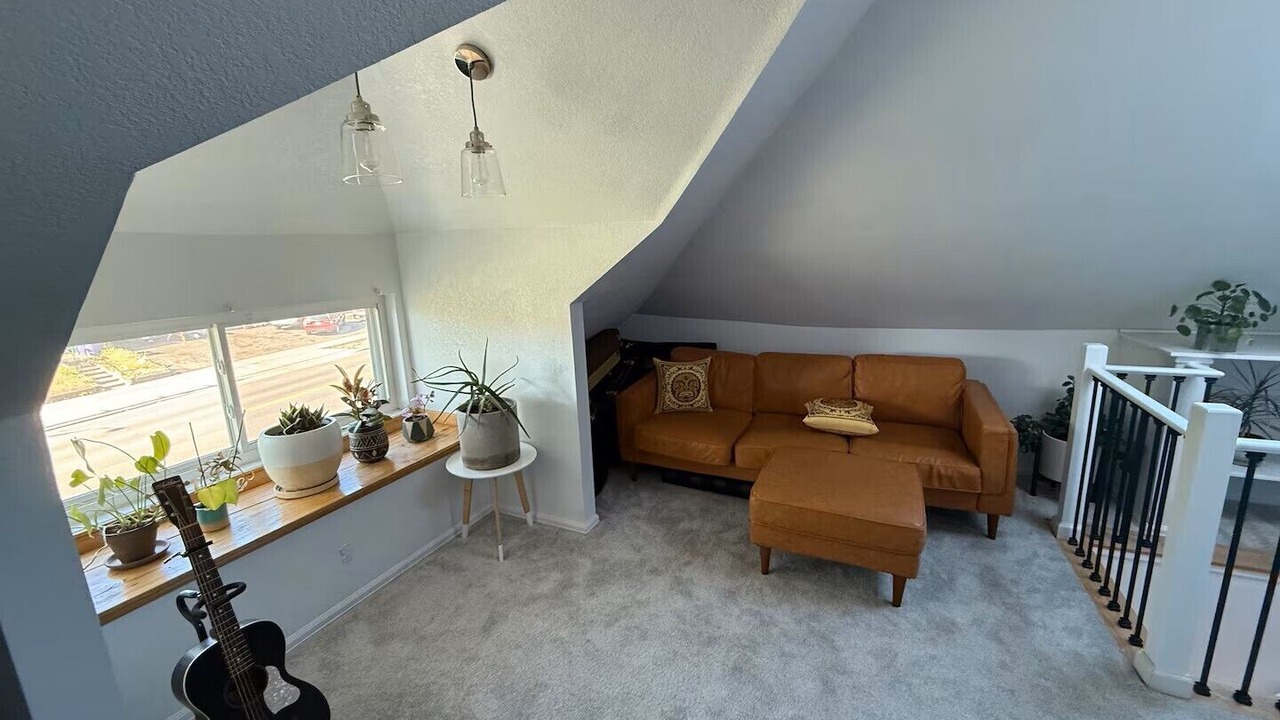 Photo of Livingroom in Sunnyside