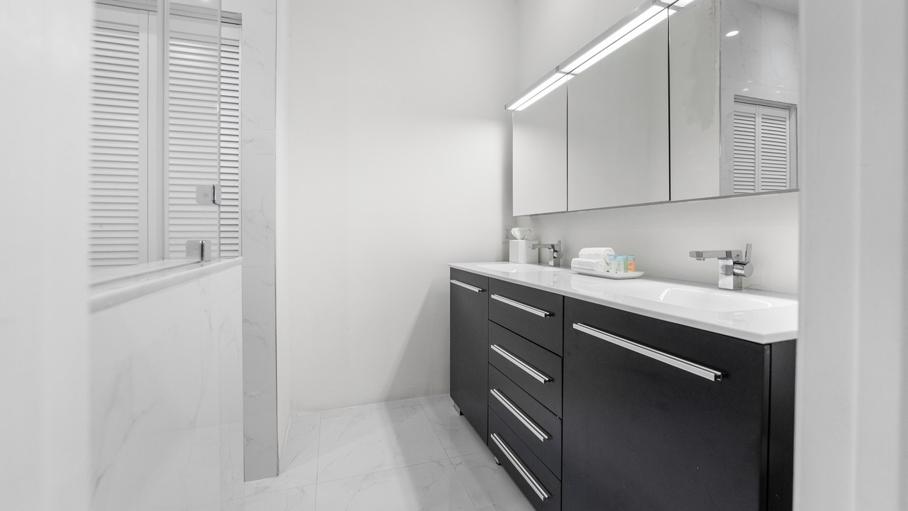 Photo of Bathroom in Country Walk