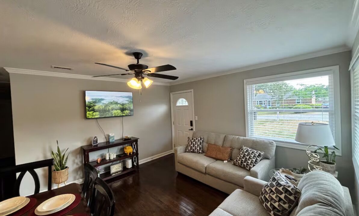 Photo of Livingroom in Gracewood