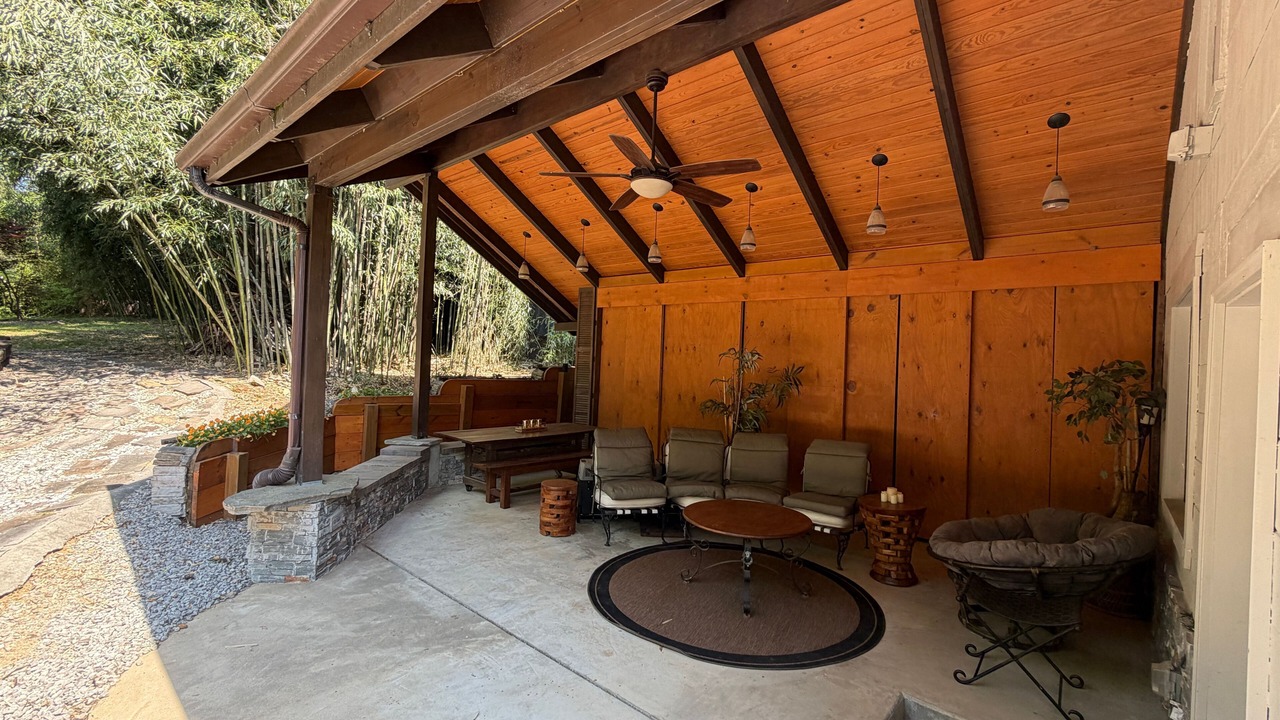 Photo of Patio Balcony in Bellevue