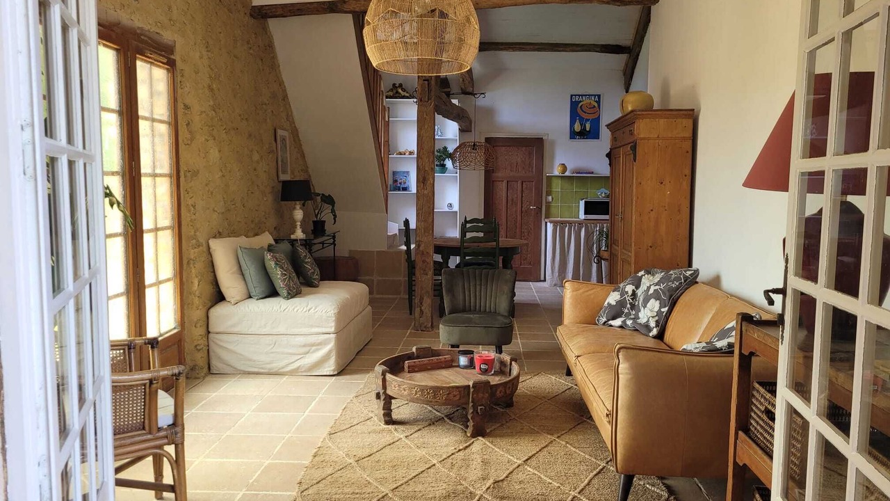 Photo of Livingroom in Blousson-Serian