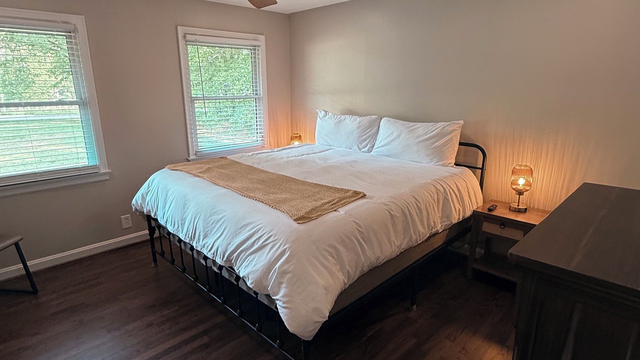 Photo of Bedroom in Dawsonville