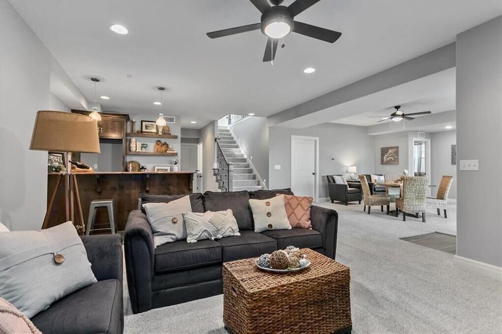 Photo of Livingroom in Blue Springs