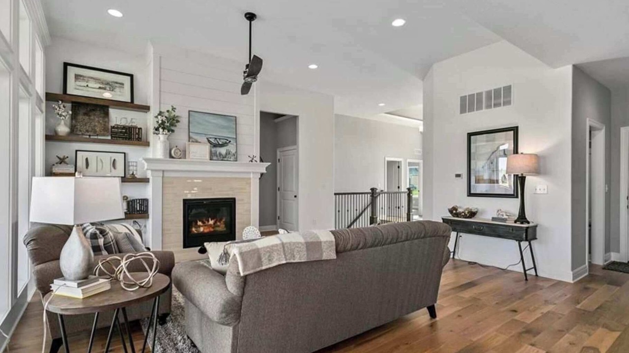 Photo of Livingroom in Blue Springs