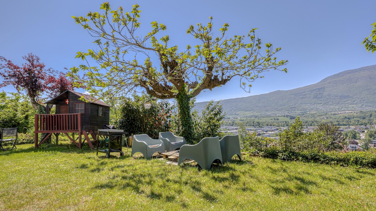 Photo of Outdoor in Voglans