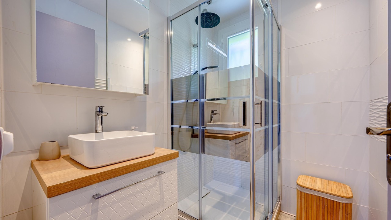 Photo of Bathroom in Voglans