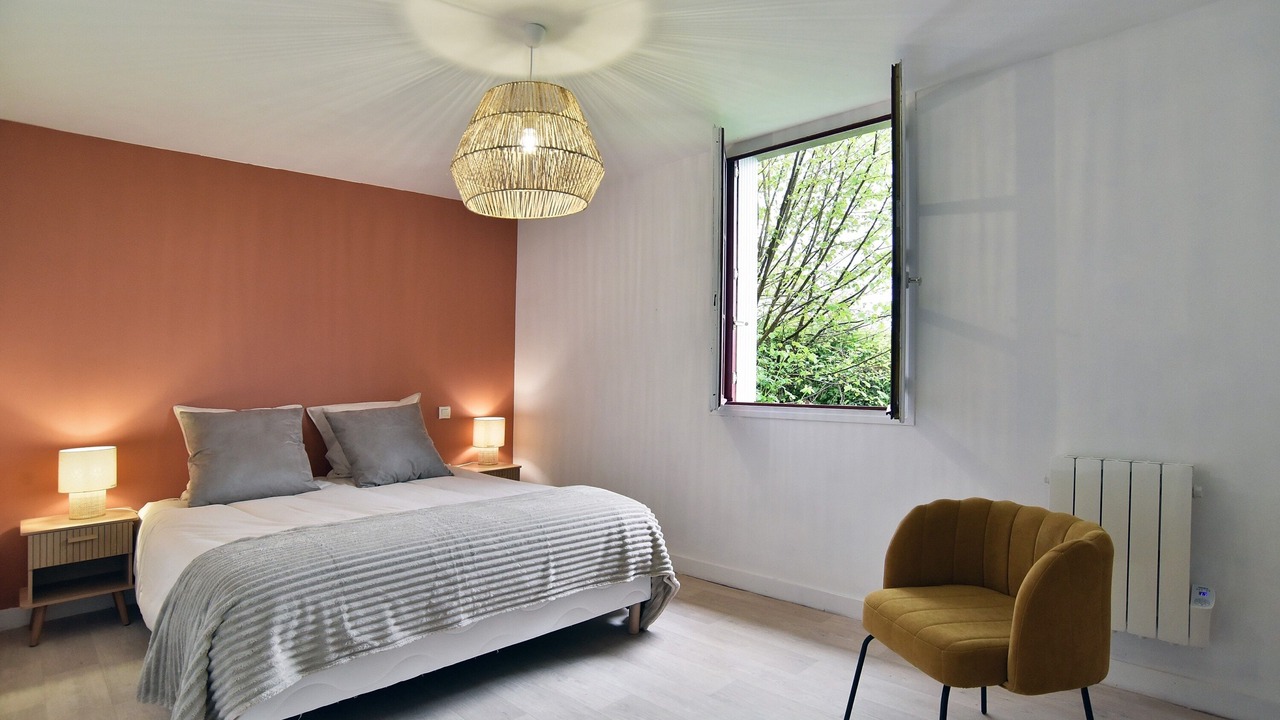 Photo of Bedroom in Poilley