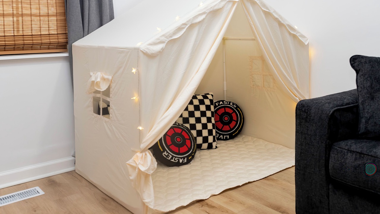 Photo of Bedroom in Speedway