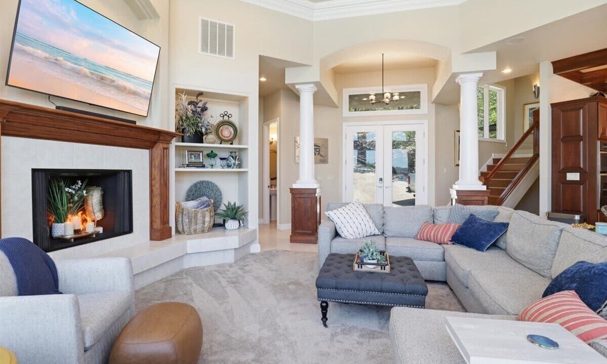Photo of Livingroom in Osage Beach