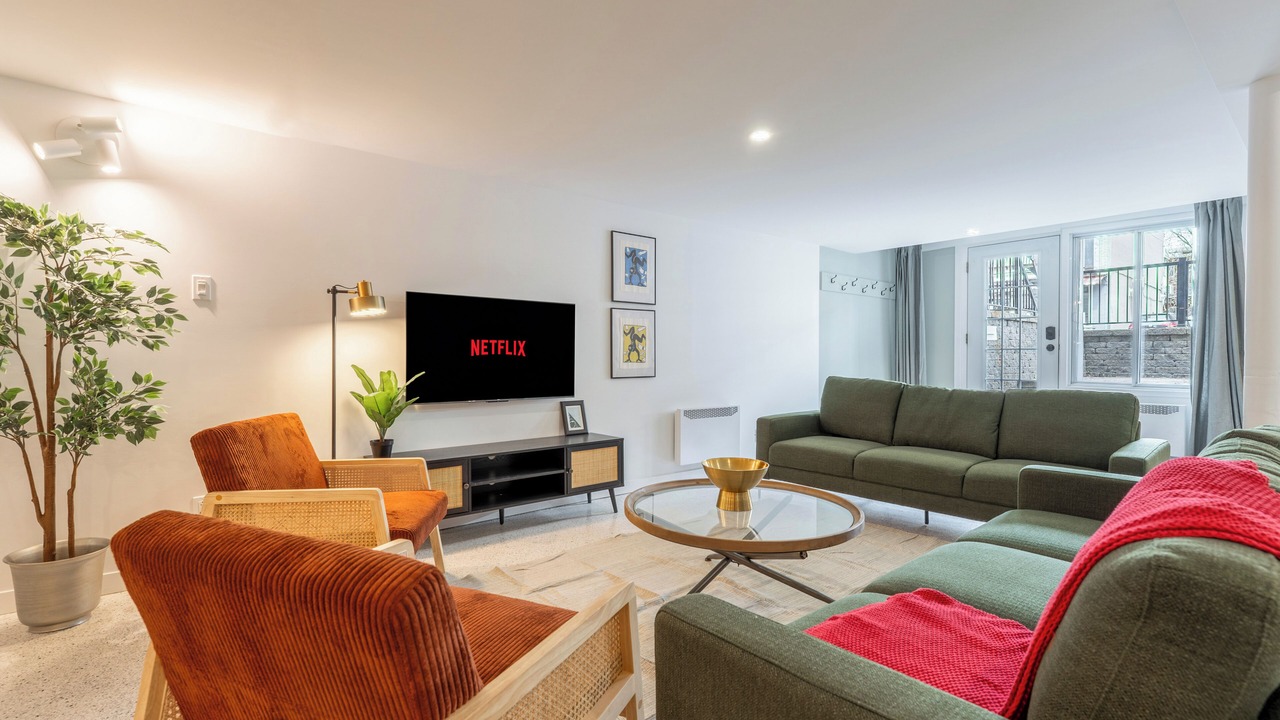 Photo of Livingroom in Youville