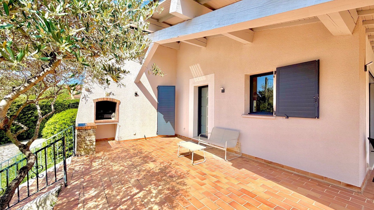 Photo of Patio Balcony in Caveirac