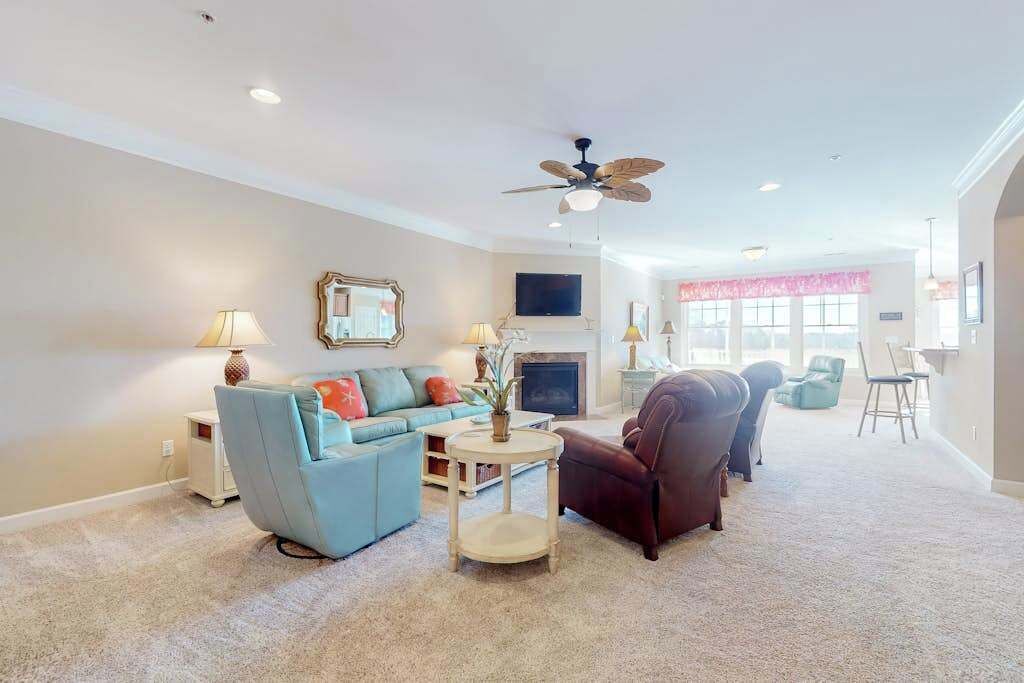 Photo of Livingroom in Bayside