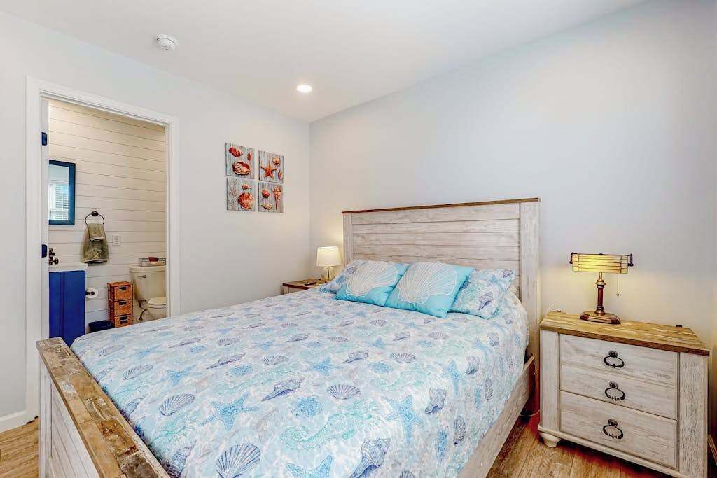 Photo of Bedroom in South Bethany Harbor