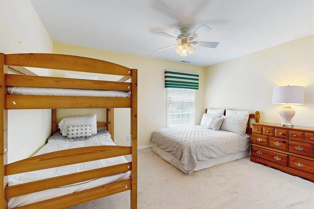 Photo of Bedroom in Sun Ridge