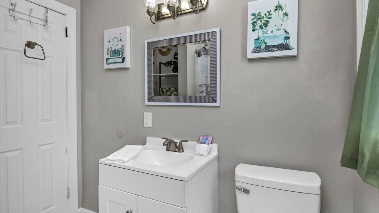 Photo of Bathroom in Rosewood