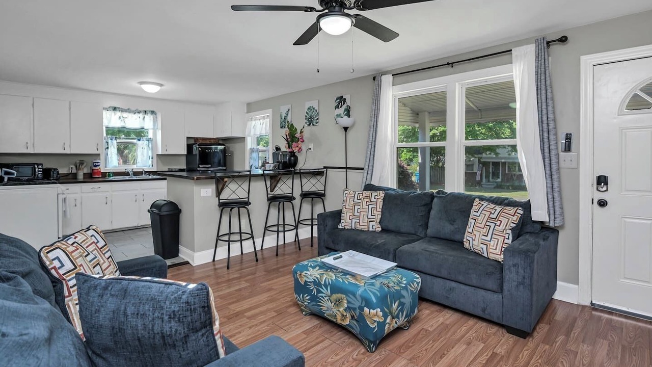 Photo of Livingroom in Rosewood