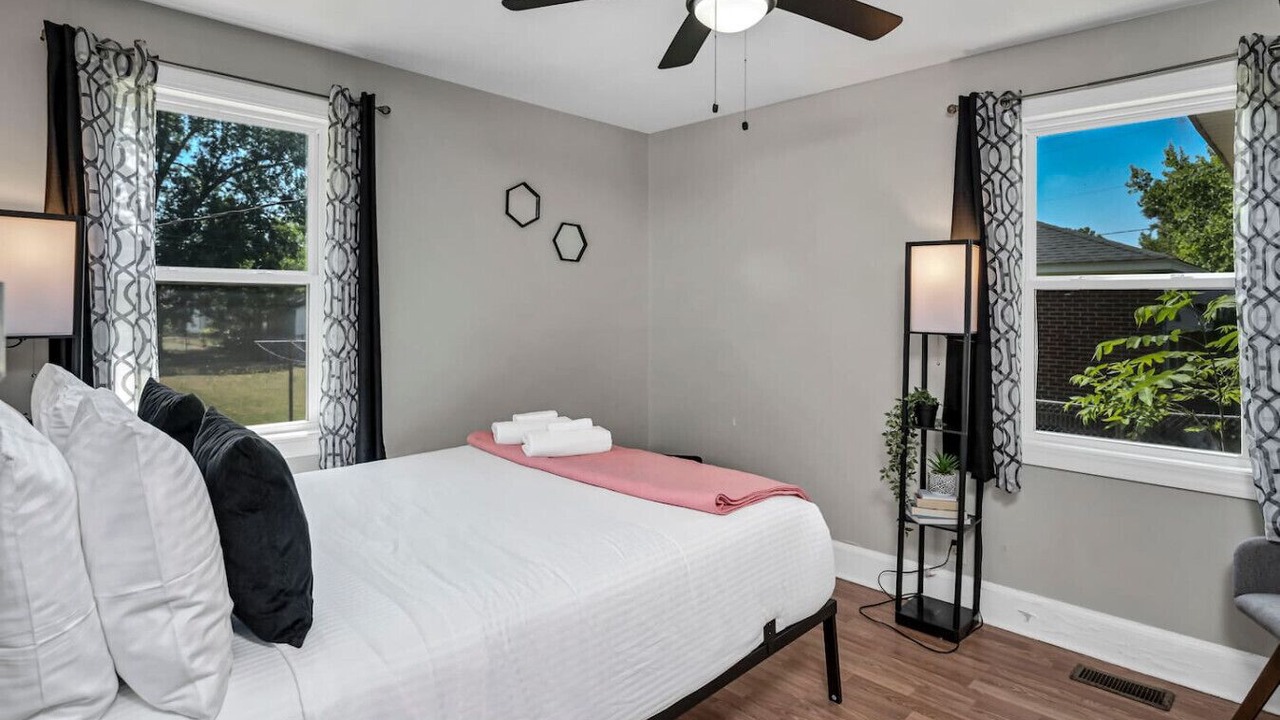 Photo of Bedroom in Rosewood