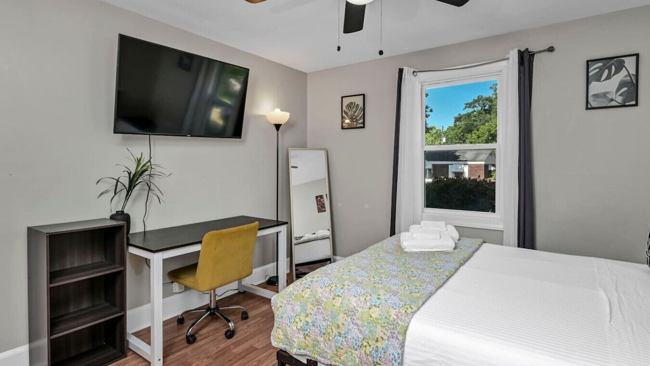 Photo of Bedroom in Rosewood