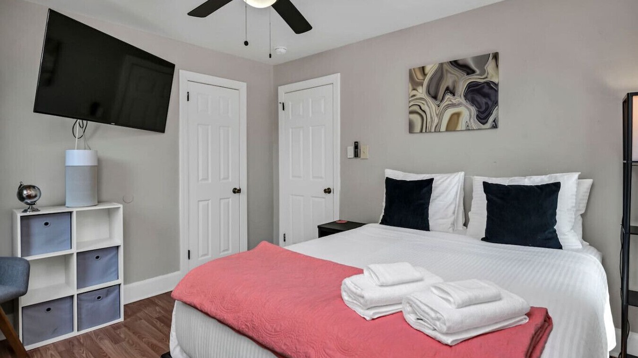 Photo of Bedroom in Rosewood