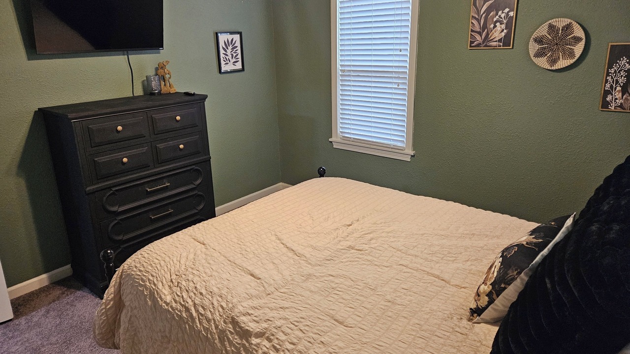 Photo of Bedroom in Shawnee