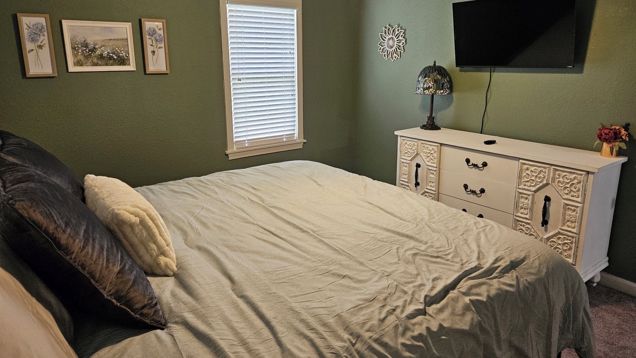 Photo of Bedroom in Shawnee