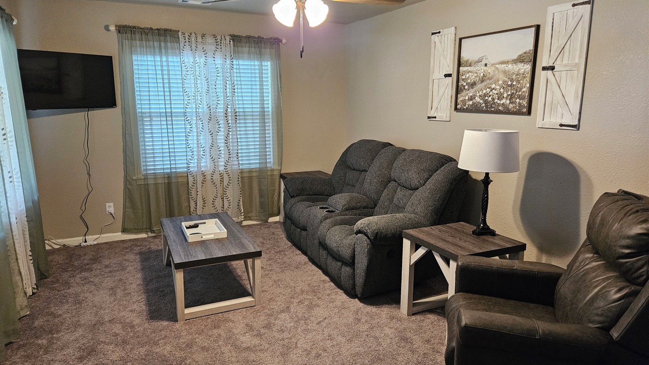 Photo of Livingroom in Shawnee