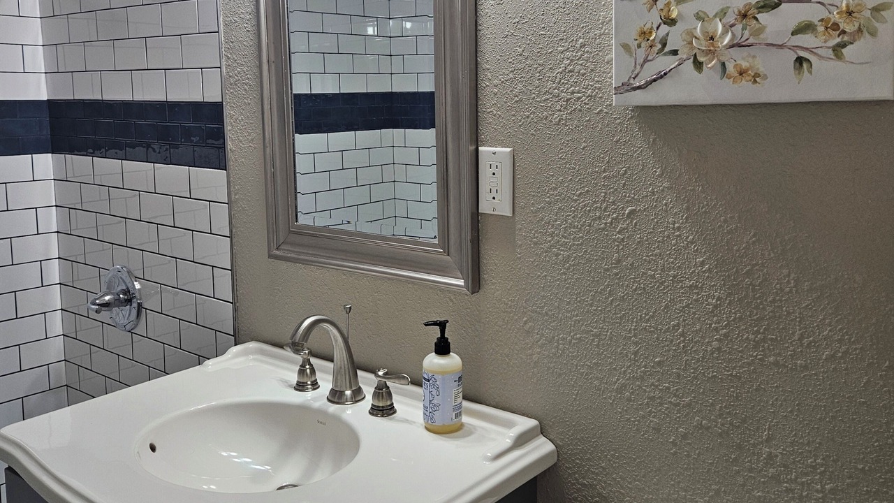 Photo of Bathroom in Shawnee